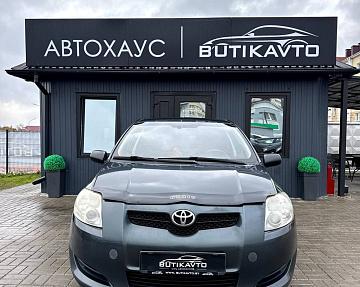 Toyota Auris I (E150) - фото 2