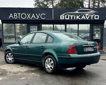 Volkswagen Passat B5 - фото 4