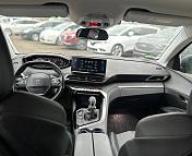 Peugeot 5008 II · Рестайлинг , 2020 г., механика, бензин - фото 9