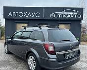 Opel Astra H · Рестайлинг , 2009 г., механика, дизель - фото 4