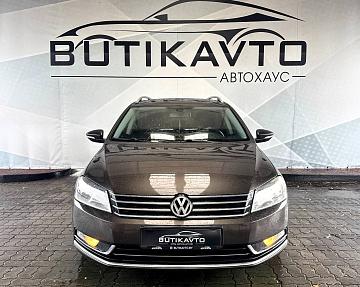 Volkswagen Passat B7 - фото 2