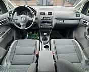 Volkswagen Touran I · 2-й рестайлинг , 2012 г., механика, дизель - фото 7