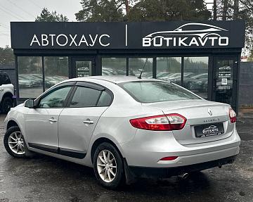 Renault Fluence I - фото 4