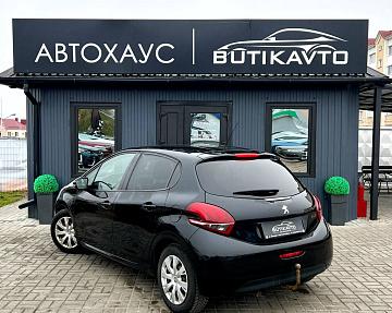 Peugeot 208 I · Рестайлинг - фото 5