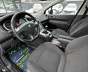 Peugeot 5008 I · Рестайлинг , 2015 г., механика, дизель - фото 8