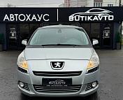 Peugeot 5008 I , 2010 г., механика, дизель - фото 2