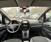 Opel Zafira B · Рестайлинг , 2011 г., механика, дизель - фото 9