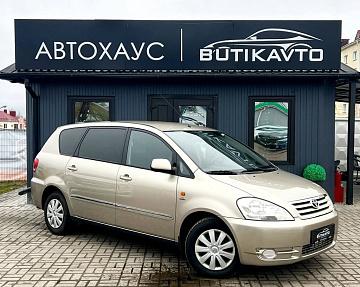 Toyota Avensis Verso I