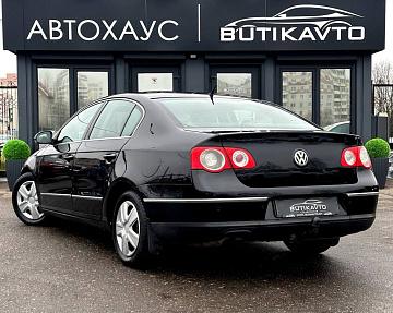 Volkswagen Passat B6 - фото 4