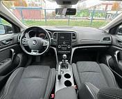 RENAULT MEGANE, 2018 г., механика, бензин - фото 10