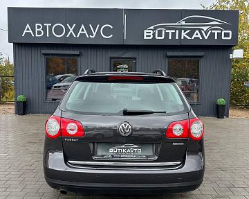 Volkswagen Passat B6 - фото 5