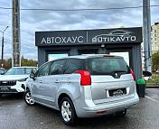 Peugeot 5008 I · Рестайлинг , 2016 г., механика, дизель  - фото 4