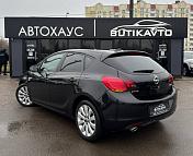 Opel Astra J , 2011 г., механика, бензин - фото 4