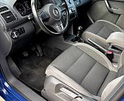 Volkswagen Touran I · 2-й рестайлинг , 2010 г., механика, дизель  - фото 10