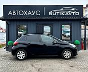 Peugeot 208 I · Рестайлинг , 2018 г., механика, дизель - фото 8