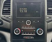 RENAULT MEGANE, 2018 г., механика, бензин - фото 15