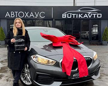 BMW 1 серия F40