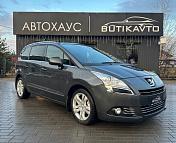 Peugeot 5008 I , 2011 г., механика, дизель