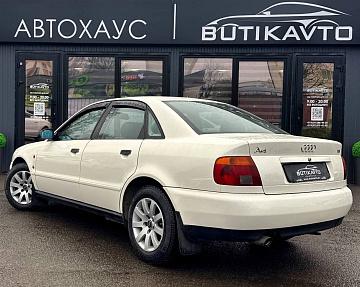 Audi A4 B5 - фото 4