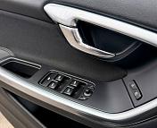 Volvo V60 I · Рестайлинг , 2013 г., механика, дизель - фото 9