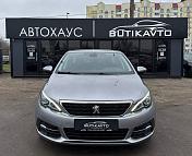 Peugeot 308 T9 · Рестайлинг , 2019 г., механика, бензин - фото 2