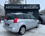 Peugeot 5008 I , 2011 г., механика, дизель - фото 6