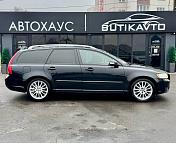 Volvo V50 I · 2-й рестайлинг , 2011 г., механика, дизель - фото 8
