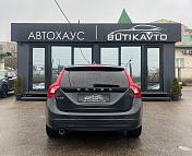 Volvo V60 I · Рестайлинг , 2014 г., механика, дизель - фото 6