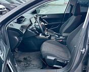 Peugeot 308 T9 · Рестайлинг , 2020 г., механика, дизель - фото 10