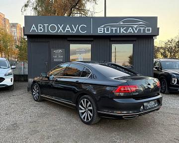 Volkswagen Passat B8 - фото 4