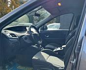 Renault Grand Scenic III · 2-й рестайлинг , 2013 г., механика, бензин - фото 7