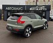 Volvo XC40 I · Рестайлинг , 2023 г., автомат, электро - фото 6