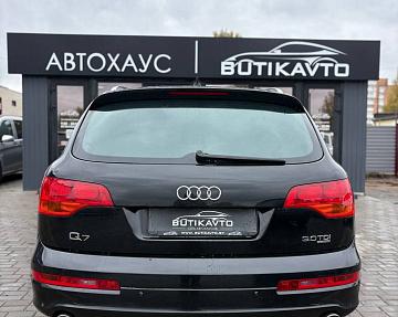 Audi Q7 4L - фото 5