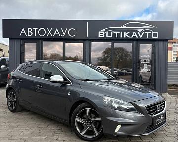 Volvo V40 II