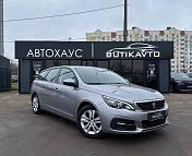 Peugeot 308 T9 · Рестайлинг , 2019 г., механика, бензин