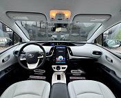 Toyota Prius IV (XW50) · Рестайлинг , 2018 г., вариатор, бензин - фото 9