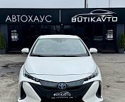 Toyota Prius IV (XW50) · Рестайлинг , 2018 г., вариатор, бензин - фото 2