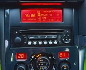 Peugeot 3008 I · Рестайлинг , 2014 г., механика, дизель - фото 17