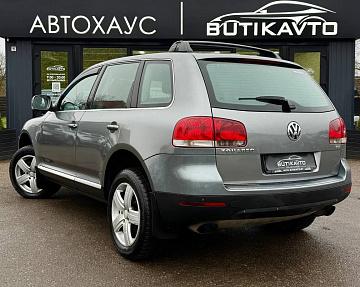 Volkswagen Touareg I - фото 5