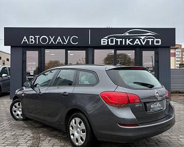 Opel Astra J - фото 4