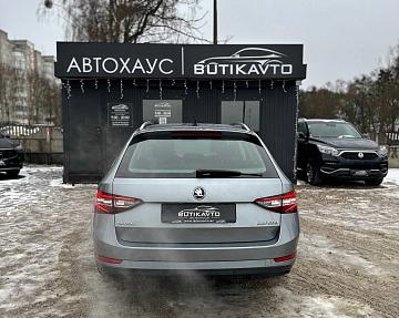 Skoda Superb III - фото 5