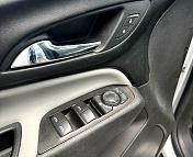 Chevrolet Equinox III · Рестайлинг , 2022 г., автомат, бензин  - фото 9