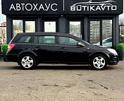 Opel Astra H · Рестайлинг , 2011 г., механика, бензин - фото 8