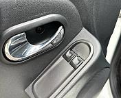 Renault Duster I · Рестайлинг , 2017 г., механика, бензин - фото 13