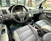 Volkswagen Touran I · 2-й рестайлинг , 2011 г., механика, дизель - фото 11