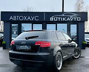Audi A3 8P 8PA · 2-й рестайлинг , 2010 г., механика, дизель - фото 7