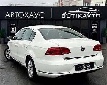 Volkswagen Passat B7 - фото 5