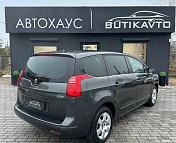 Peugeot 5008 I · Рестайлинг , 2015 г., механика, дизель - фото 6