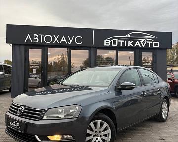 Volkswagen Passat B7 - фото 3