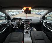 Volvo V60 I · Рестайлинг , 2015 г., механика, дизель - фото 13
